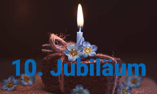 Eine Kerze für das zehnjährige Jubiläum eines Mitarbeiters beim Kurierdienstleister.